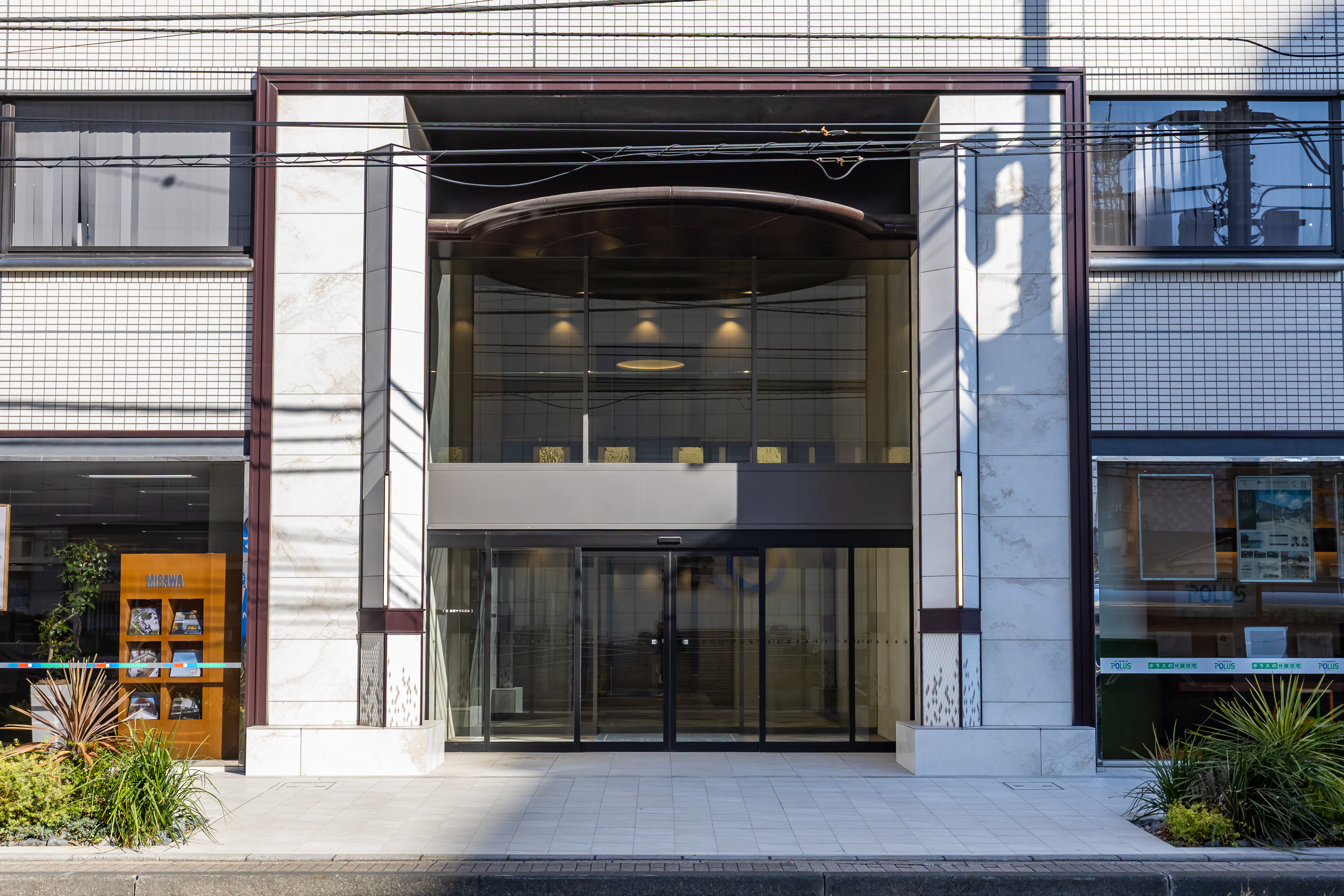 事務所外観・内観